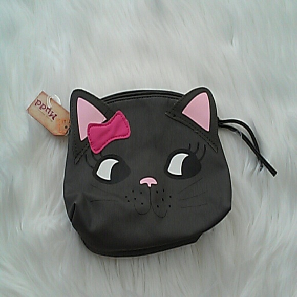 Mudd Handbags - FLASH SALE mudd cat makeup bag