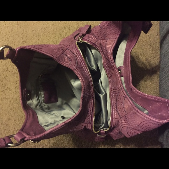 Authentic Coach purse - Picture 2 of 4