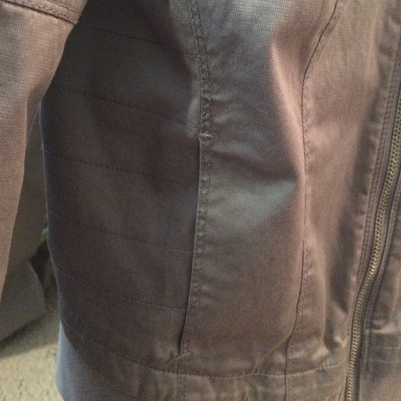 Jacket - Picture 3 of 3