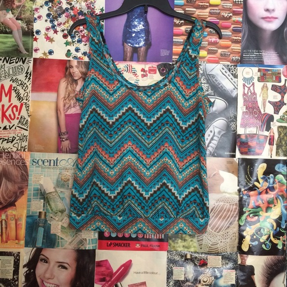 Tribal Print Tank Top - Picture 2 of 3