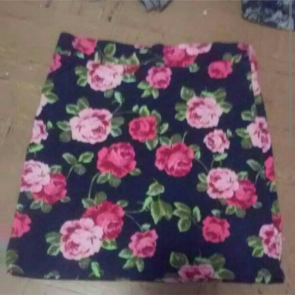 F21 skirt