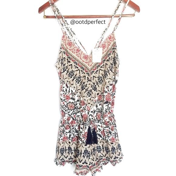NWT Brandy Melville Dayana Bohemian Print Romper - Picture 3 of 3
