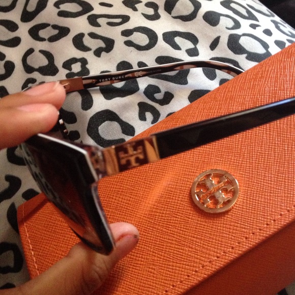 Tory burch sunglasses