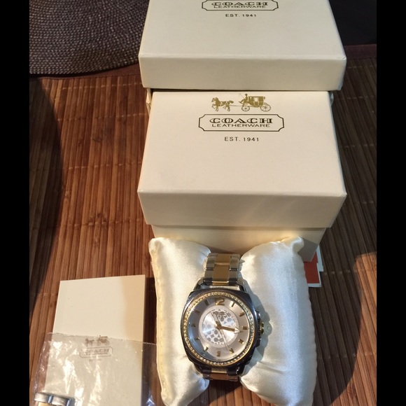 SOLD COACH TWO-TONED. WATCH