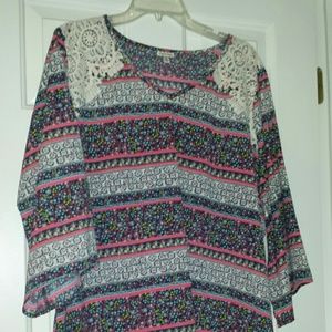 Beautiful 2x top