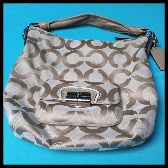 COACH: Cream/Camel Shoulder Bag Purse - Picture 2 of 4