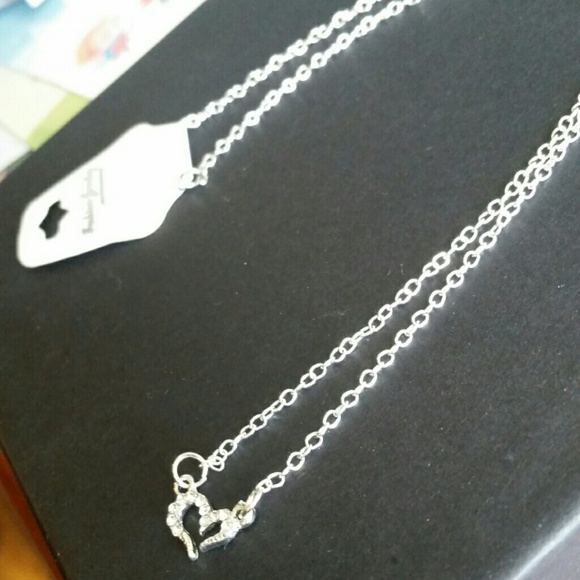 Silver Rhinestone open heart necklace BNWT