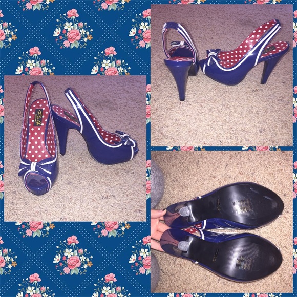 Blue and white Pin Up couture pumps