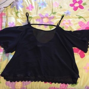 Black mid crop top