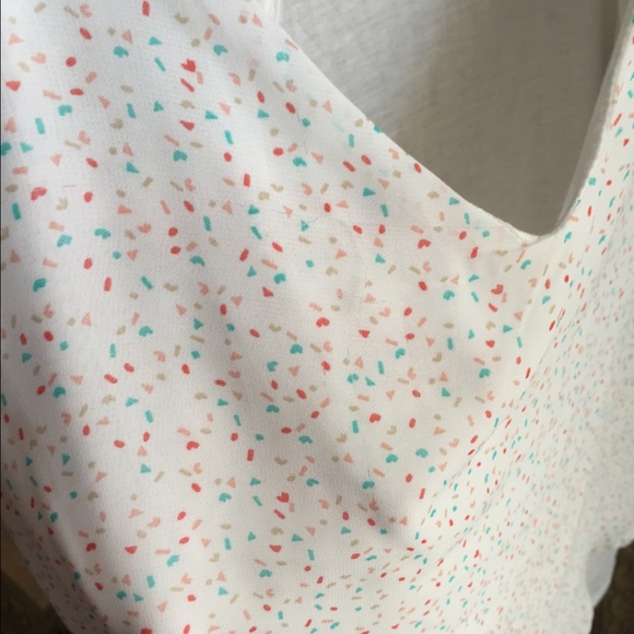 Pretty off white top with confetti colors.... - Picture 2 of 4
