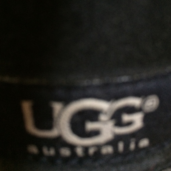 black ugg boots