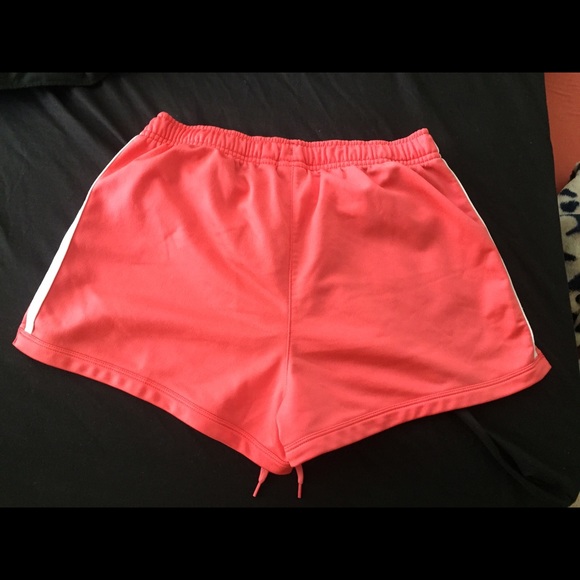 Adidas shorts - Picture 2 of 4