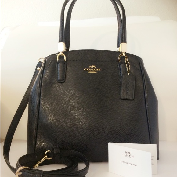 MUST HAVE ✅COACH Minetta Leather in Midnight