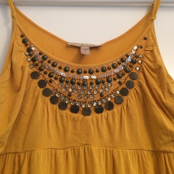 Top - Picture 2 of 2