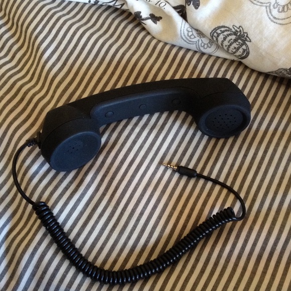 Phone plug in