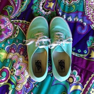 Mint vans
