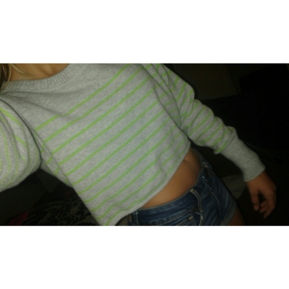 Aeropostale Crop Top Sweater - Picture 1 of 4