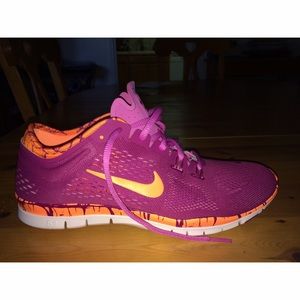 ‼️FLASH SALE‼️ NWT Nike Free TR 4
