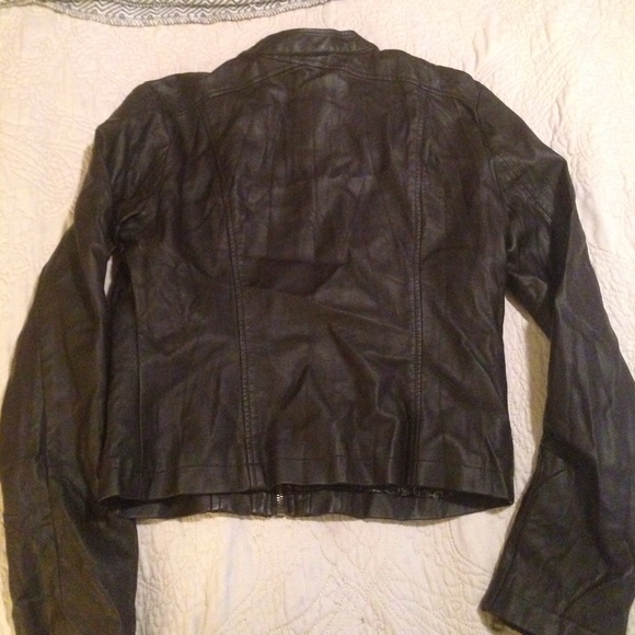 Guess jacket - Picture 2 of 4