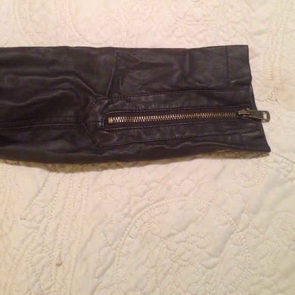 Guess jacket - Picture 3 of 4