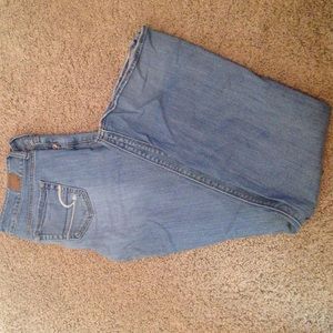 Light wash jeans