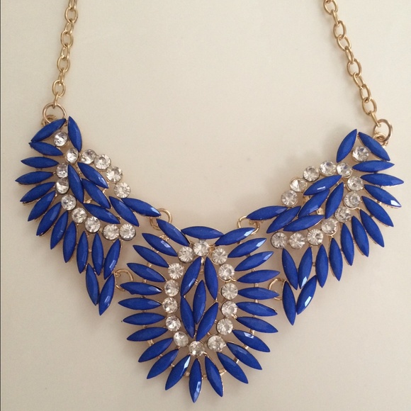 🎉 HOST PICK 🎉 Statement Necklace