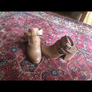 Tan ankle booties never worn