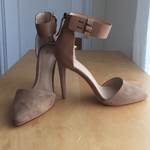 Size 7 Joe's Heels. Brand new. Never worn.