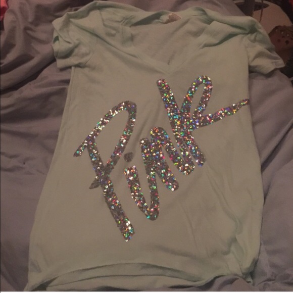 Vs pink tshirt