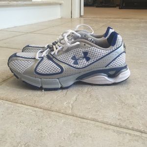 Brand new under armor tennis shoes