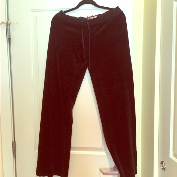 Black Juicy Couture velour pants