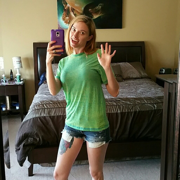 Unique color T Shirt