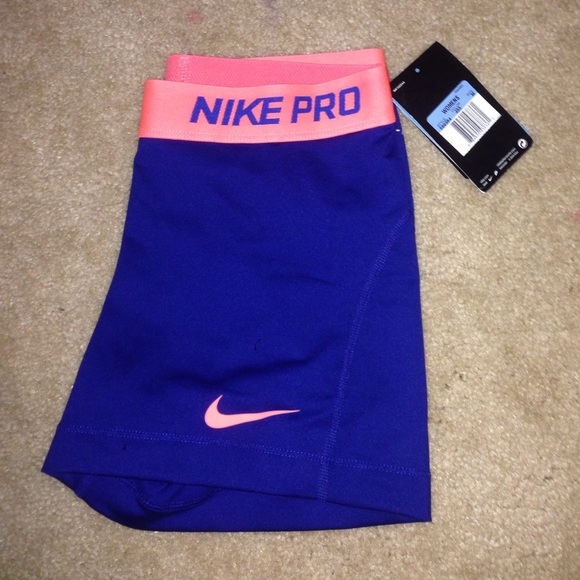 NIKE PRO SHORTS