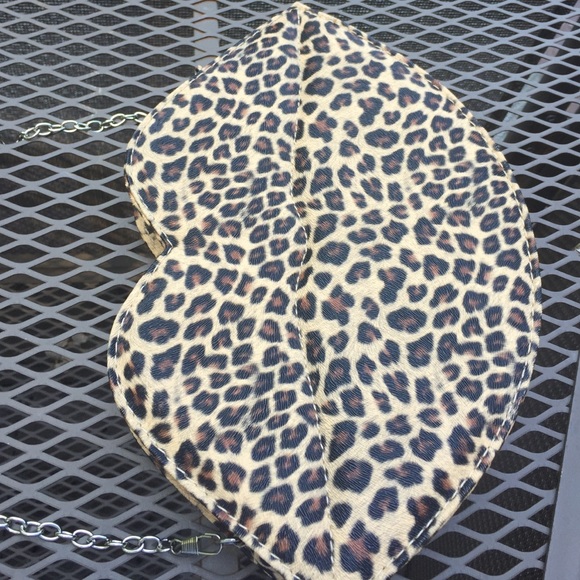 Purse - Picture 2 of 4