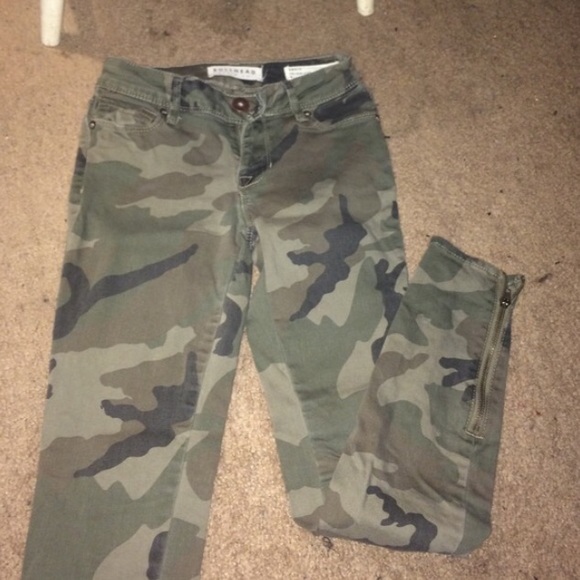 camo jeans w/ ankle zippers