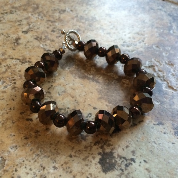 Brown bead bracelet