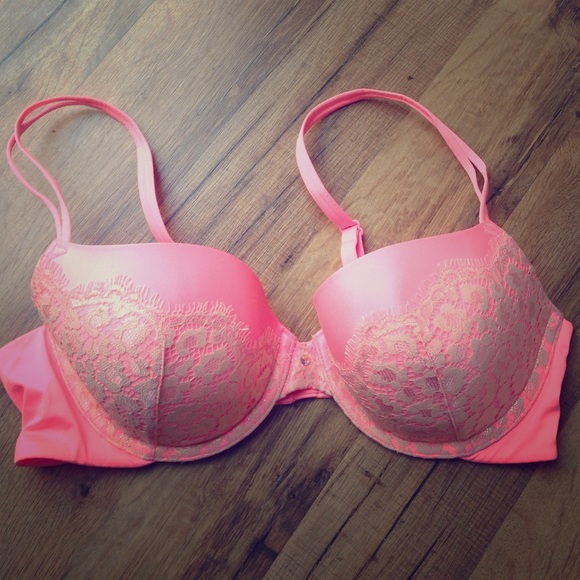 VS Very sexy brassiere