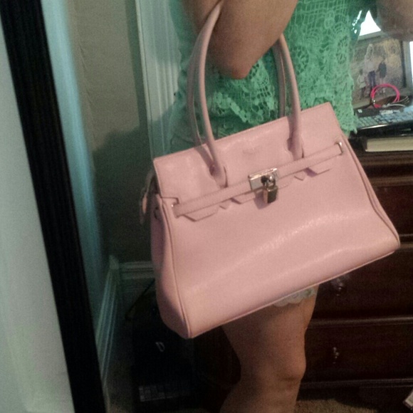 Light pink purse