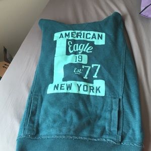 American Eagle Green Sweatshirt