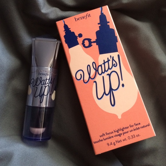 Benefit Cosmetics Watt's Up! Highlighter