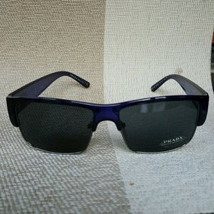 Prada sunglasses. SPR11M