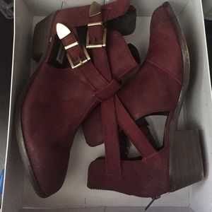 Steve Madden cinch booties.