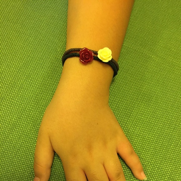 Bracelet - Picture 2 of 2