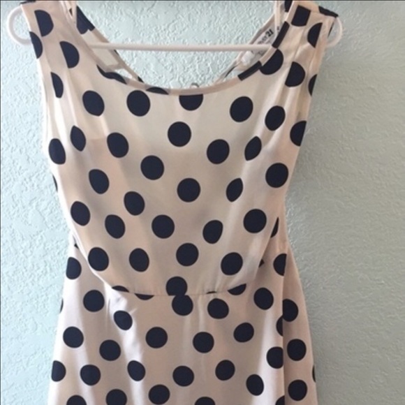 Polka dot creme and black dress - Picture 1 of 2
