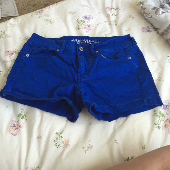 American Eagle royal blue shorts Size 8