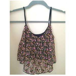 💛SALE💛 Floral Crop Top