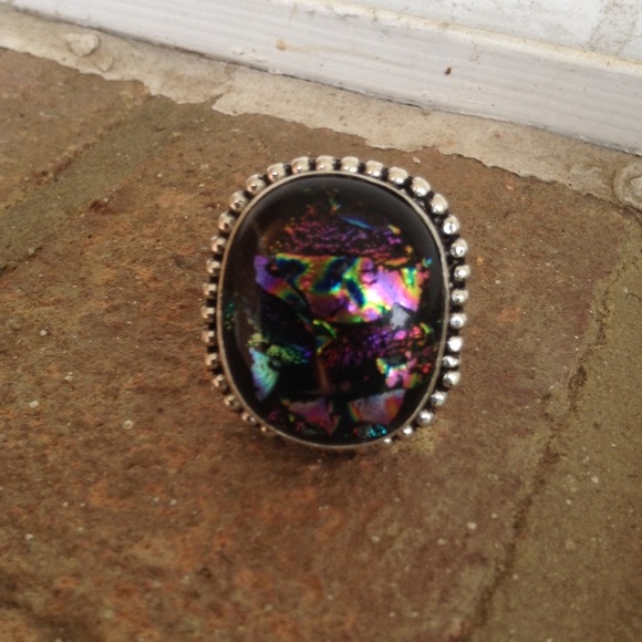 Dichroic Glass Ring. - Picture 3 of 3
