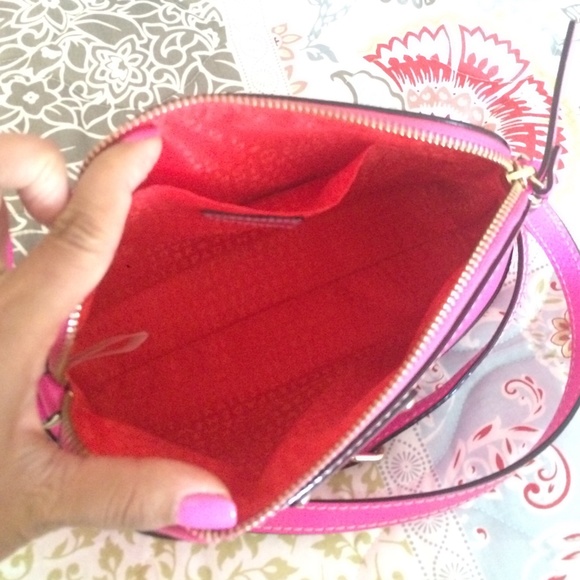 🔥FLASH SALE🔥 ✨HP✨ Kate  Spade Crossbody💝 - Picture 3 of 4