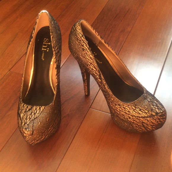 Fancy Shoes. - Picture 4 of 4