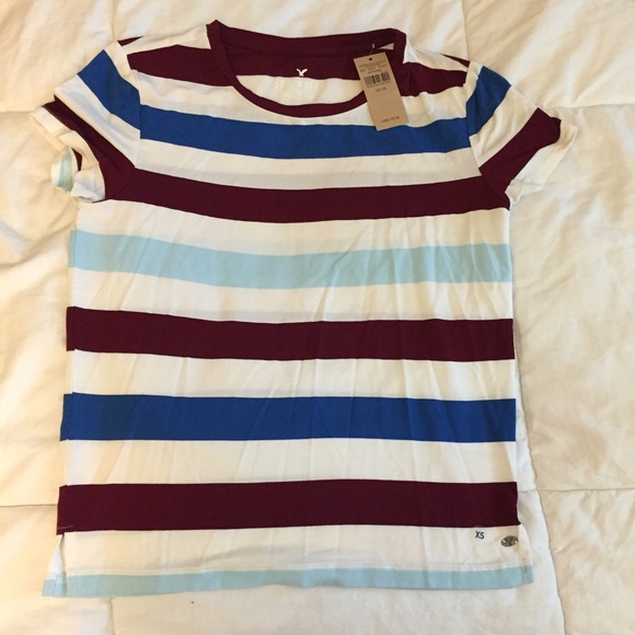 American Eagle Outfitters T-shirt - Picture 1 of 3